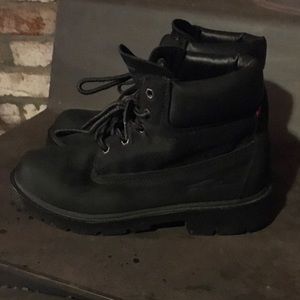 Retired vintage fubu boots 7.5 great condition